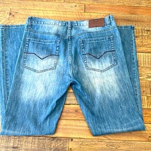 Cody James men’s jeans straight fit size 33x34.